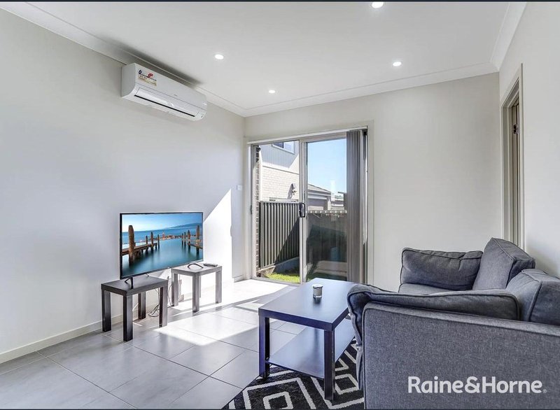 Photo - 19A Drues Avenue, Edmondson Park NSW 2174 - Image 1