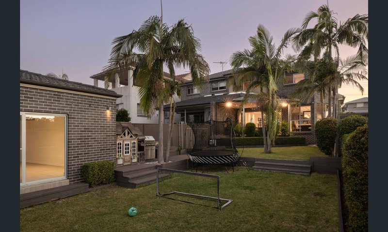 Photo - 19A Gloucester Avenue, Merrylands NSW 2160 - Image 7