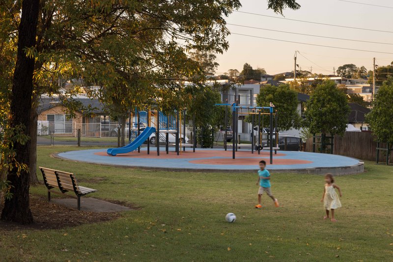 Photo - 19A Gloucester Avenue, Merrylands NSW 2160 - Image 3