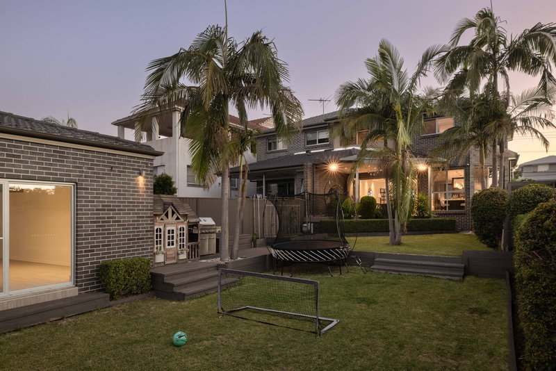 Photo - 19A Gloucester Avenue, Merrylands NSW 2160 - Image 12