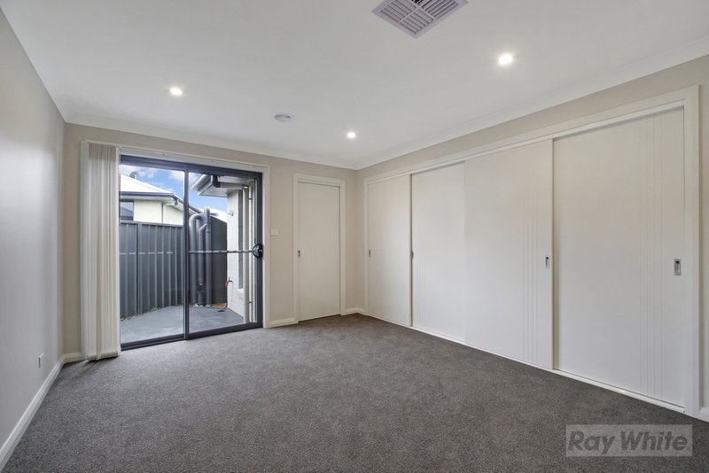 Photo - 19a Mewburn Drive, Goulburn NSW 2580 - Image 6