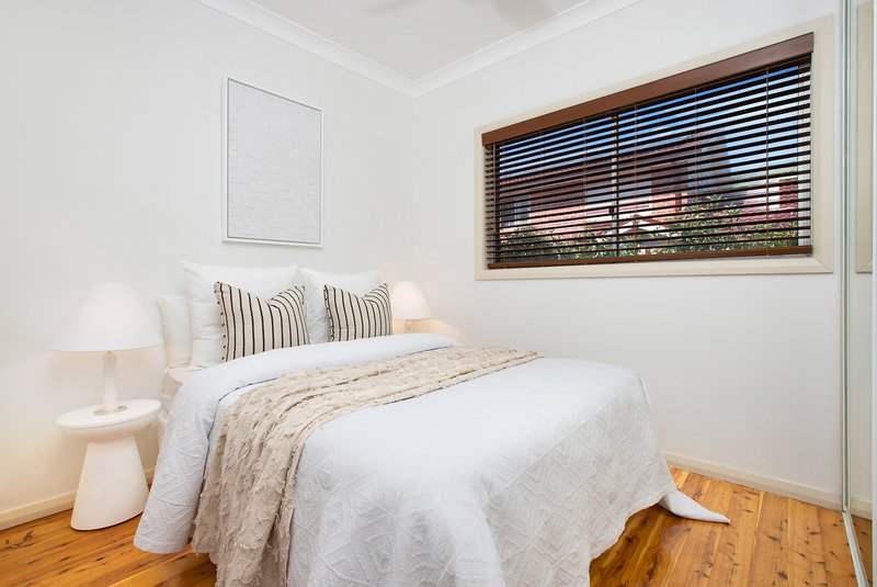 Photo - 19A Pearce Street, Baulkham Hills NSW 2153 - Image 7