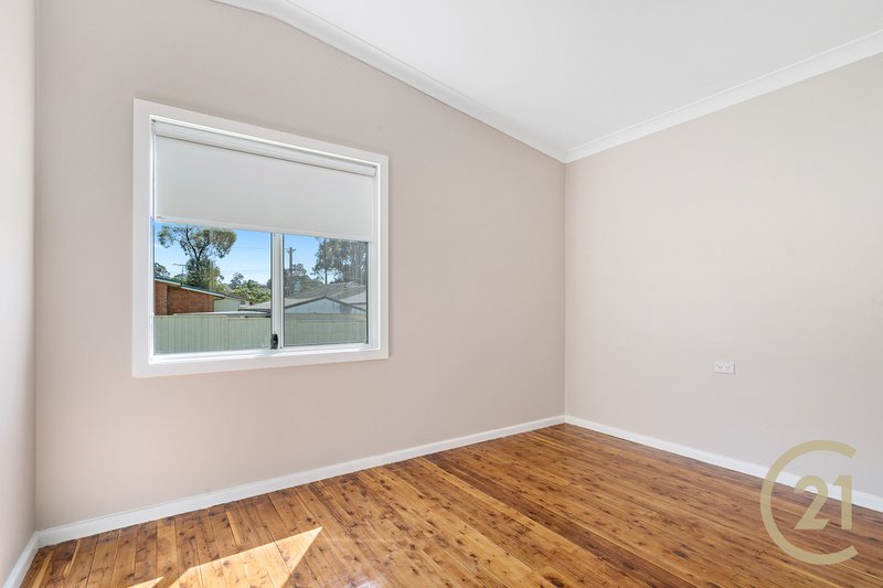 Photo - 19a Romney Crescent, Miller NSW 2168 - Image 7