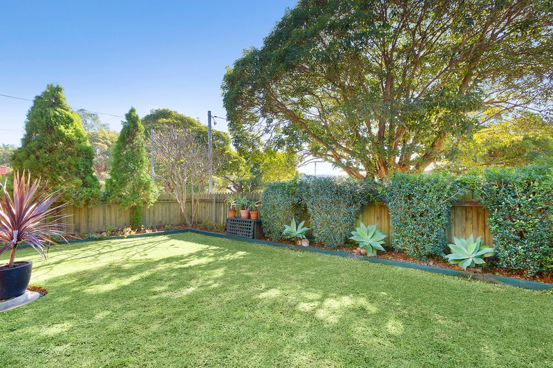 Photo - 19A Ronald Avenue, Narraweena NSW 2099 - Image 3