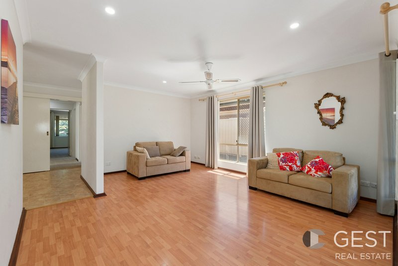 Photo - 19A Rosebank Gardens, Alexander Heights WA 6064 - Image 7