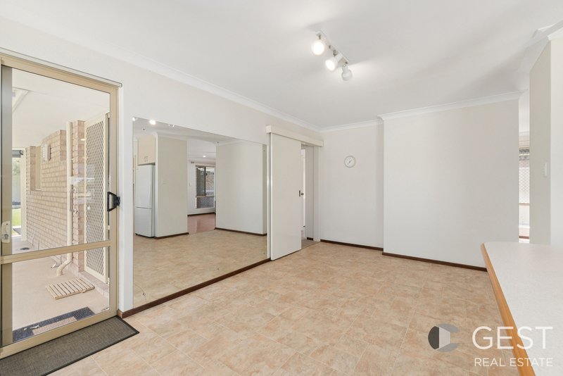 Photo - 19A Rosebank Gardens, Alexander Heights WA 6064 - Image 15