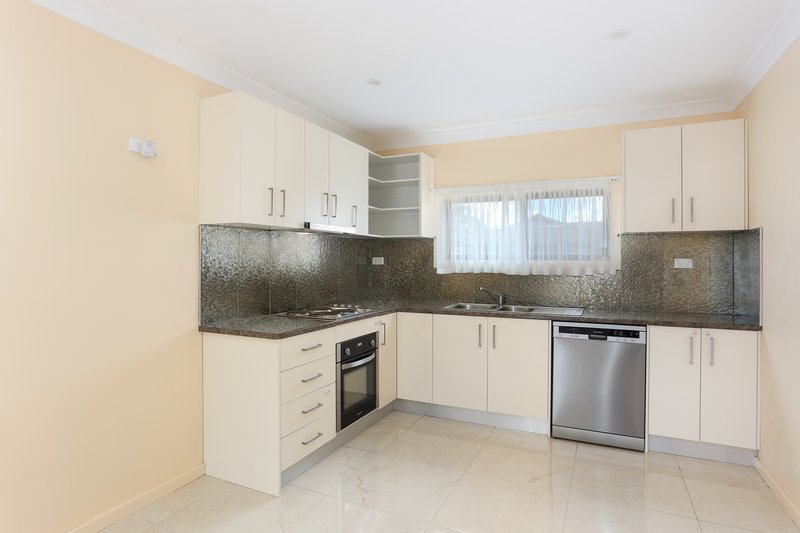 Photo - 19a Scobie Street, Doonside NSW 2767 - Image 3