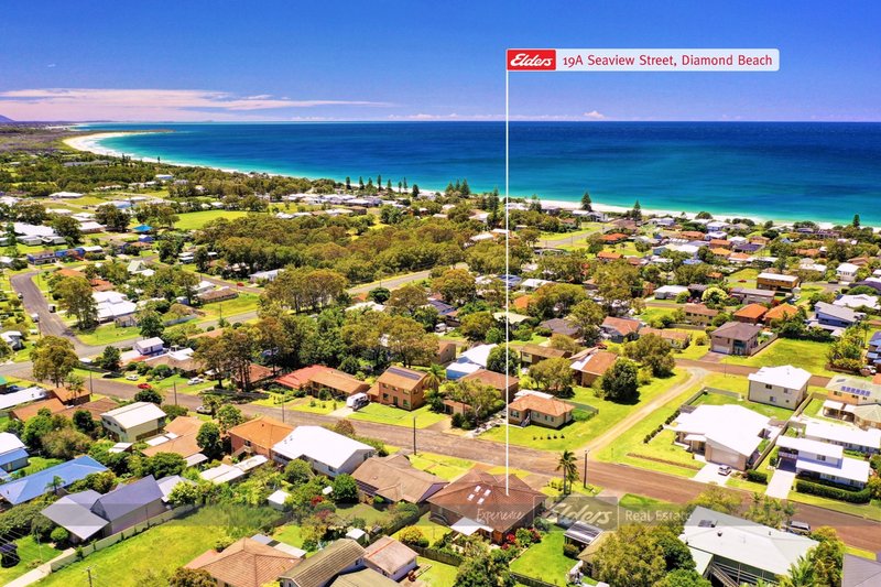 Photo - 19A Seaview Street, Diamond Beach NSW 2430 - Image 4