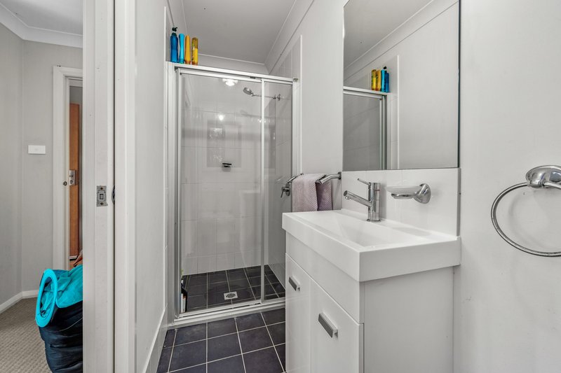 Photo - 19A Teal Street, Aberglasslyn NSW 2320 - Image 5