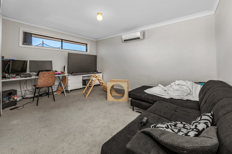 Photo - 19A Teal Street, Aberglasslyn NSW 2320 - Image 6