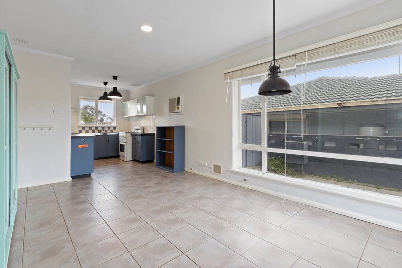 Photo - 19A Vernon Place, Spearwood WA 6163 - Image 3