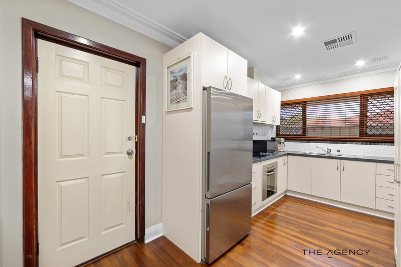 Photo - 19A Waldon Street, Wilson WA 6107 - Image 15