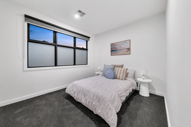 Photo - 19A Wilhelma Avenue, Bayswater VIC 3153 - Image 12