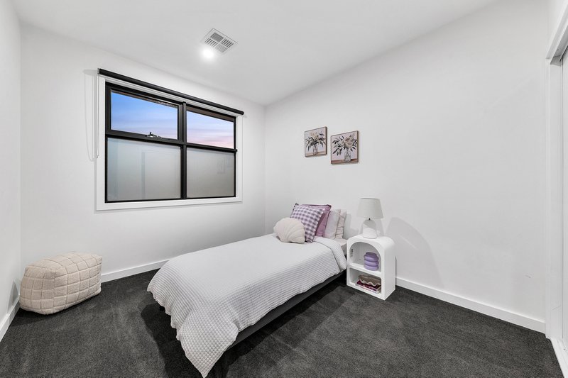 Photo - 19A Wilhelma Avenue, Bayswater VIC 3153 - Image 13