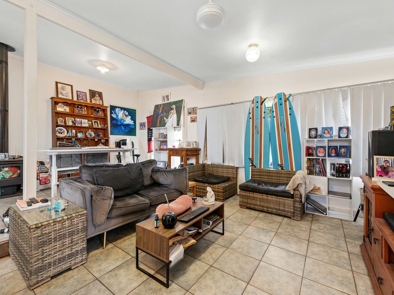 Photo - 19B Macrae Street, East Bairnsdale VIC 3875 - Image 5