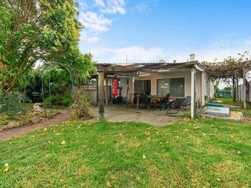 Photo - 19B Macrae Street, East Bairnsdale VIC 3875 - Image 12