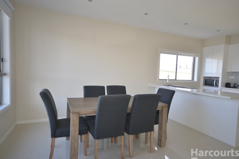 Photo - 19B Portside Crescent, Port Macquarie NSW 2444 - Image 2