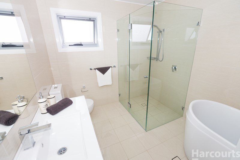 Photo - 19B Portside Crescent, Port Macquarie NSW 2444 - Image 8