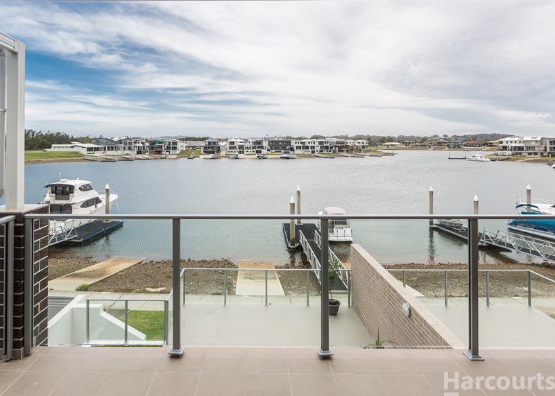 Photo - 19B Portside Crescent, Port Macquarie NSW 2444 - Image 9