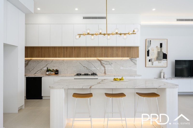 Photo - 19b Presland Avenue, Revesby NSW 2212 - Image 5