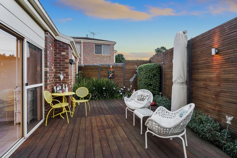 Photo - 19C Oak Avenue, Cheltenham VIC 3192 - Image 11