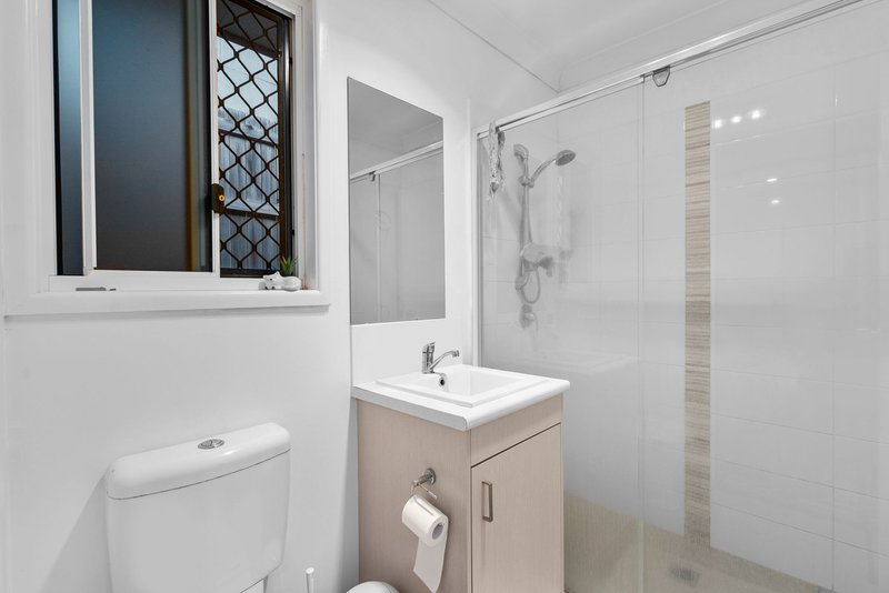 Photo - 1/9C Spruce Street, Loganlea QLD 4131 - Image 6