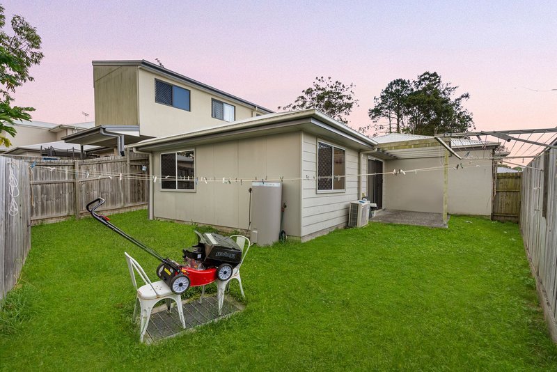 Photo - 1/9C Spruce Street, Loganlea QLD 4131 - Image 10