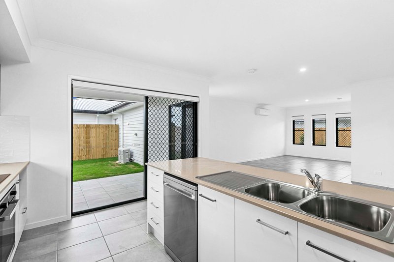 Photo - 1A-27 Mustang Way, Burrum Heads QLD 4659 - Image 8