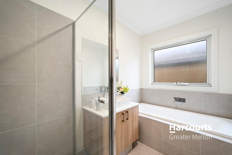 Photo - 1A Arnold Court, Melton VIC 3337 - Image 9