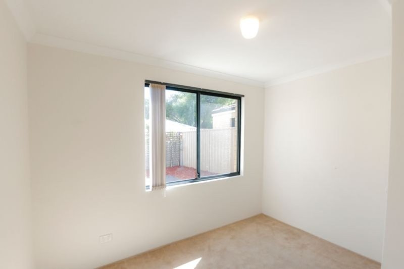 Photo - 1A Ashcroft Way, Balga WA 6061 - Image 16