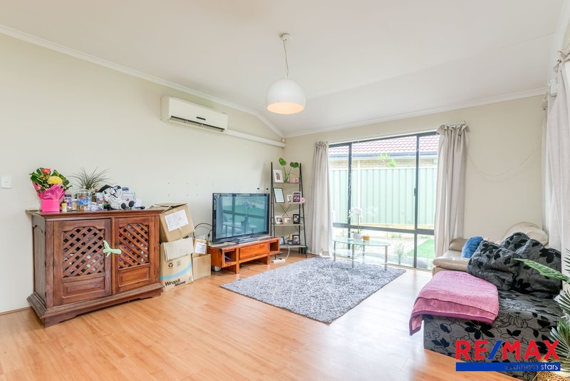 Photo - 1A Ball Place, Queens Park WA 6107 - Image 4