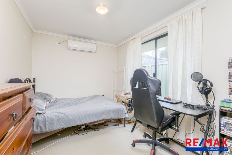 Photo - 1A Ball Place, Queens Park WA 6107 - Image 11