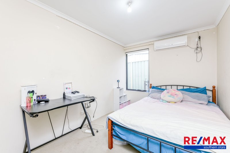 Photo - 1A Ball Place, Queens Park WA 6107 - Image 13