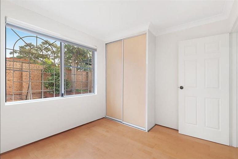 Photo - 1A Bassett Street, Hurstville Grove NSW 2220 - Image 4