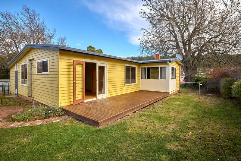 Photo - 1a Bernard Street, Beaconsfield TAS 7270 - Image 10