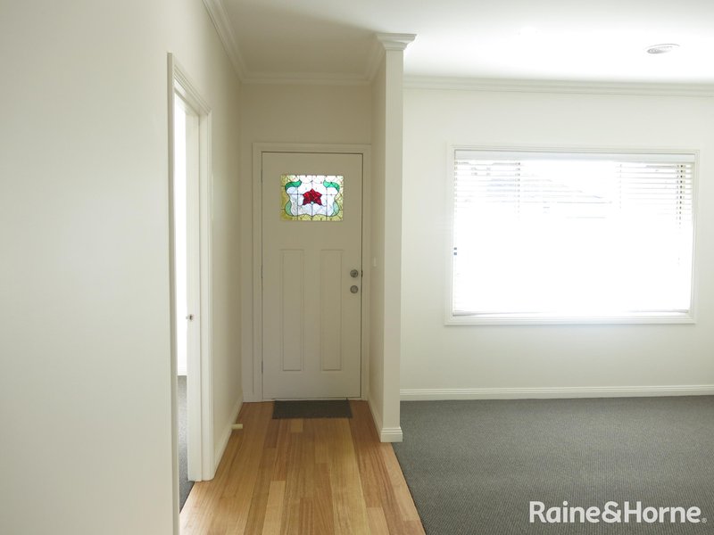 Photo - 1A Brooker Court, Sunshine North VIC 3020 - Image 2