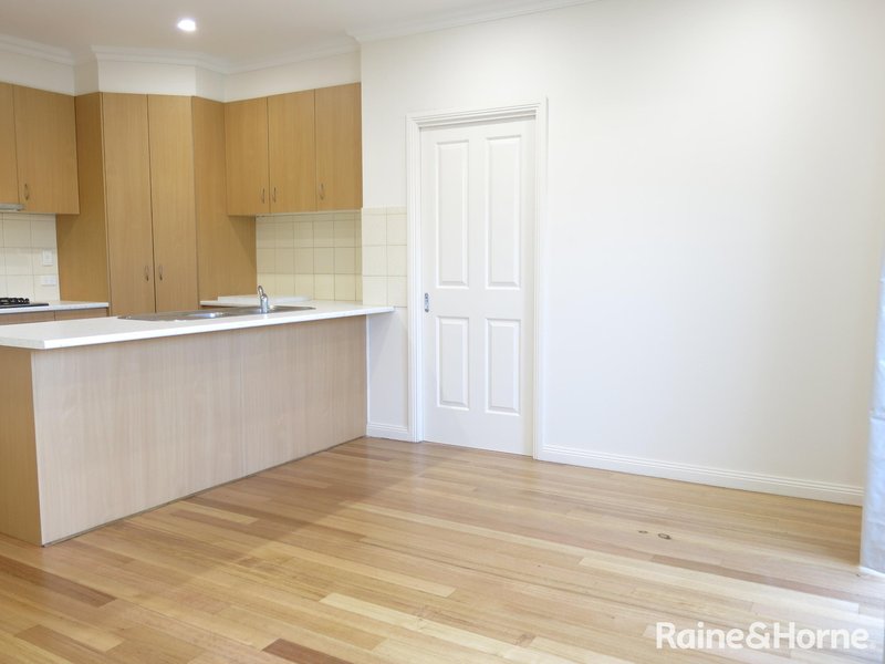 Photo - 1A Brooker Court, Sunshine North VIC 3020 - Image 7