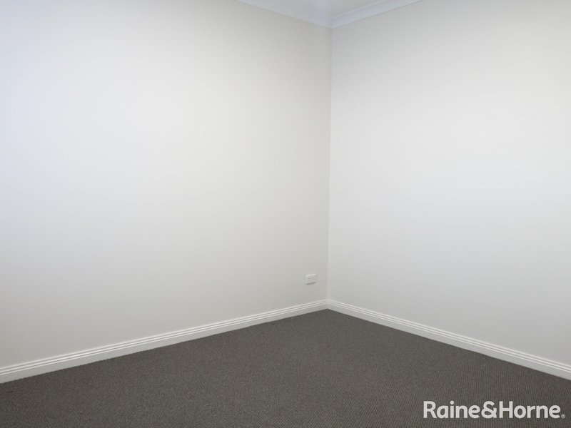 Photo - 1A Brooker Court, Sunshine North VIC 3020 - Image 13