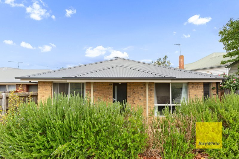 1A Cambra Road, Belmont VIC 3216