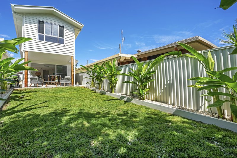 Photo - 1A Caroline Avenue, Southport QLD 4215 - Image 17