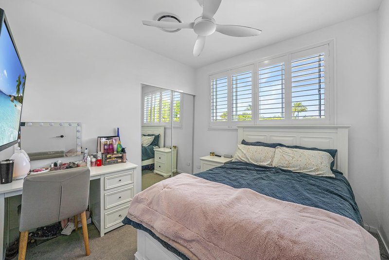 Photo - 1A Caroline Avenue, Southport QLD 4215 - Image 22