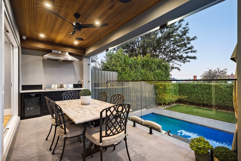 Photo - 1A Caroline Street, Aberfeldie VIC 3040 - Image 1