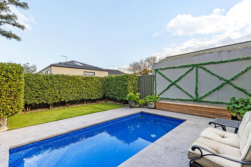 Photo - 1A Caroline Street, Aberfeldie VIC 3040 - Image 8