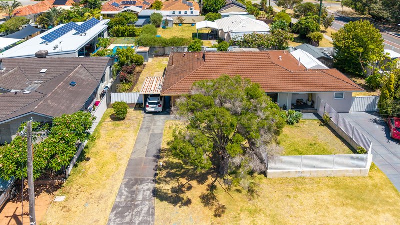 Photo - 1A Choules Place, Myaree WA 6154 - Image 2