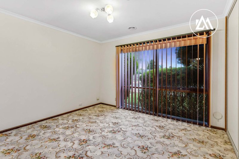 Photo - 1A Circle Drive North, Cranbourne VIC 3977 - Image 7