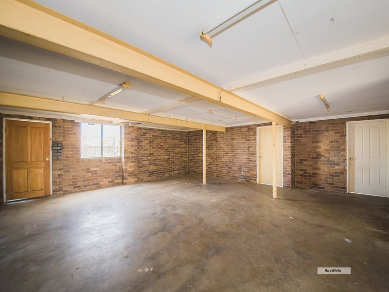 Photo - 1a Denison Street, Rockhampton City QLD 4700 - Image 4