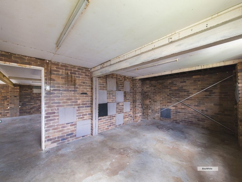 Photo - 1a Denison Street, Rockhampton City QLD 4700 - Image 5