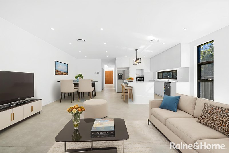 Photo - 1a Donaldson Close, Merrylands NSW 2160 - Image 4