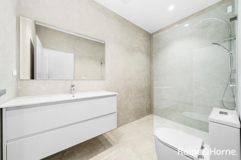 Photo - 1a Donaldson Close, Merrylands NSW 2160 - Image 7