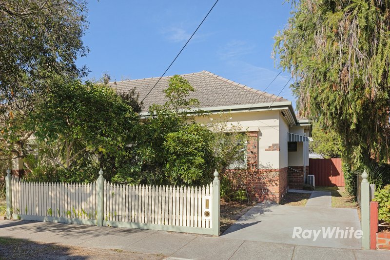 Photo - 1A Doris Street, Murrumbeena VIC 3163 - Image 3